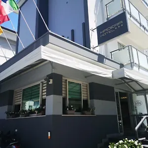 https://hotel-madera.hotelinveneto.com